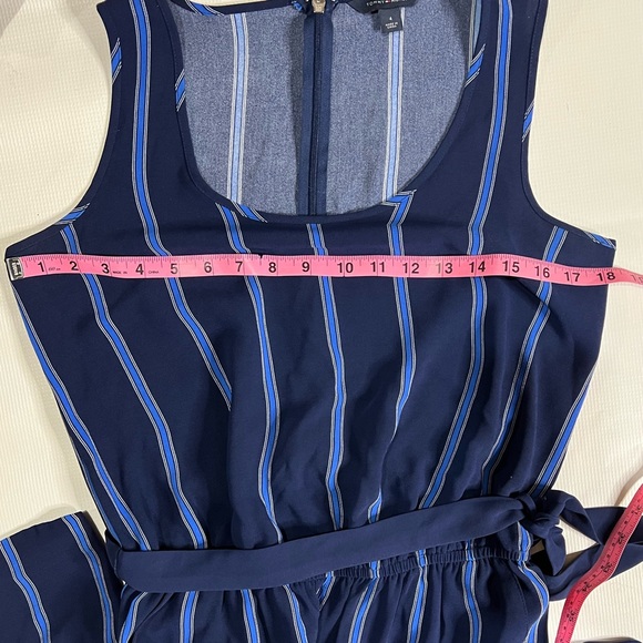 Tommy Hilfiger Romper Size 4 - Picture 5 of 8